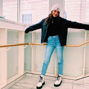 Meet your Posher, Ally